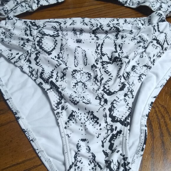 1 Pack Bikini - Picture 3 of 5